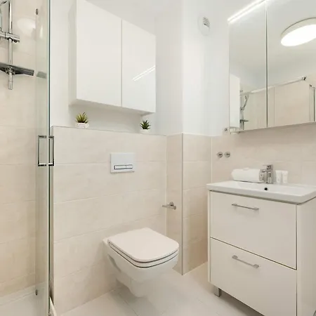 Modern With Parking Kepa Mieszczanska By Renters Appartamento Breslavia