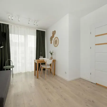 Modern With Parking Kepa Mieszczanska By Renters Appartamento Breslavia